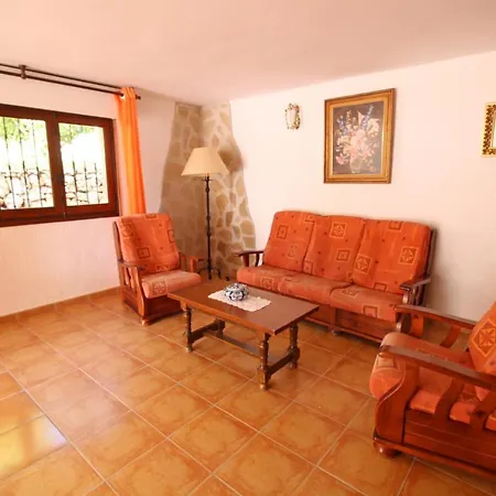 Villa- Alonso Villa *
